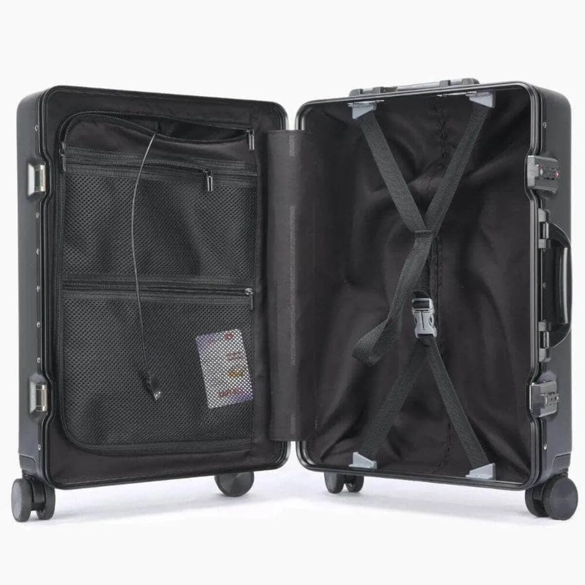 CYBER LUGGAGE: TESLA CYBERTRUCK-INSPIRED (40L, USB PORT, TSA LOCK, CHECK-IN BAG)