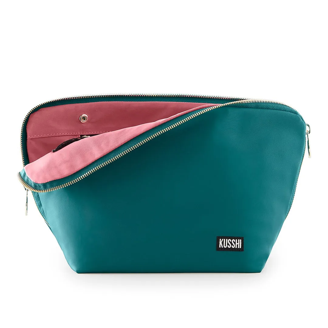 Kusshi Vacationer Makeup Bag Jade with Blush Interior