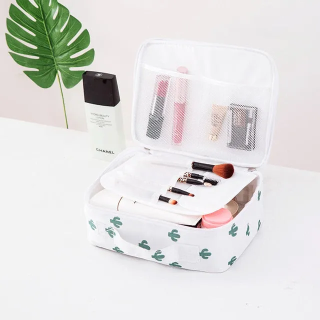 lady large fashion cosmetic makeup bag organizer